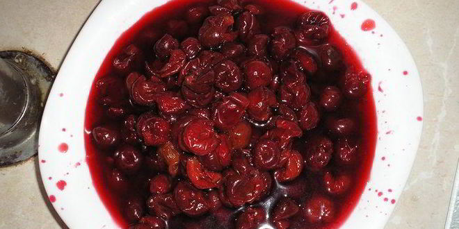 Рецепт торта-слойки вишенка