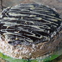 Торт Сникерс