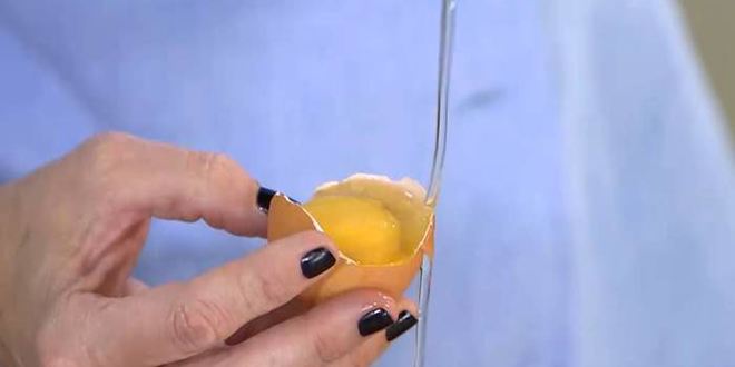 Рецепт малиновых вафель с фисташками и медом