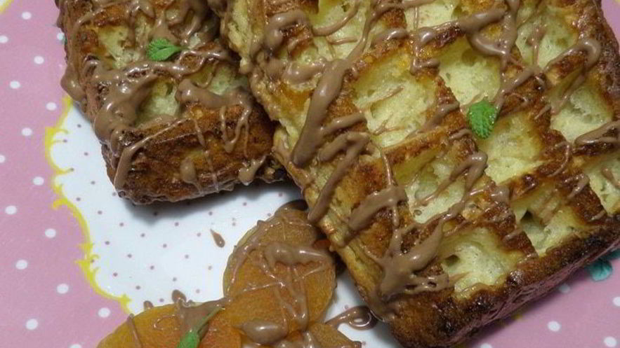 Рецепт творожных вафель с курагой