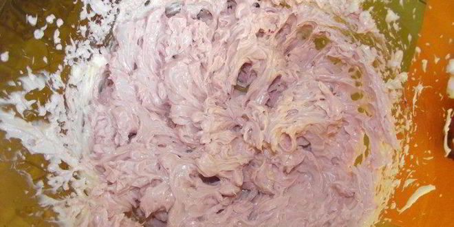 Рецепт вишневого полосатого рулета