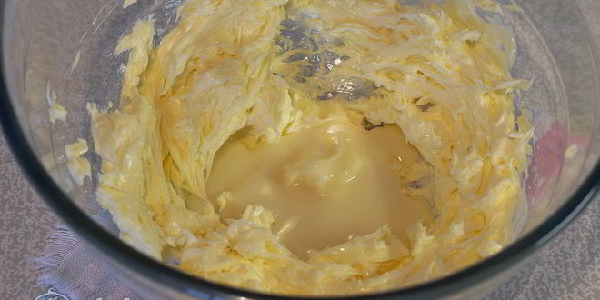 Рецепт домашних эклеров со сгущенкой