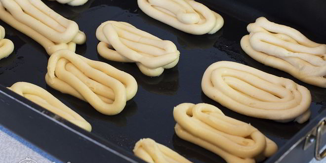 Рецепт домашних эклеров со сгущенкой