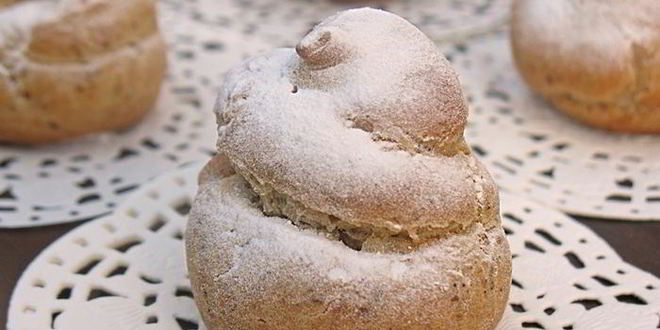 Рецепт профитролей из льняной муки с яблочно-карамельным муссом