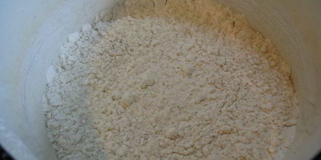 Рецепт профитролей из льняной муки с яблочно-карамельным муссом