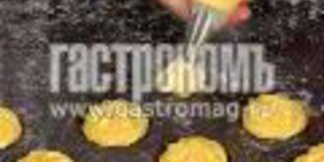 Рецепт профитролей с клубничной начинкой