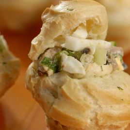 Рецепт Профитролей с печенью трески