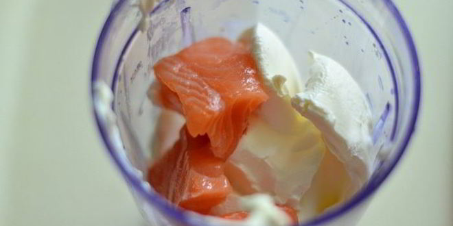 Рецепт закусочных профитролей со сливочно-лососевым крем-муссом