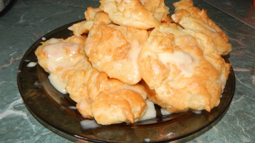 Рецепт заварных пирожных со сливочно-сгущеным кремом