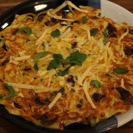 Рецепт Запеканки из макарон с яйцами, сыром и вялеными помидорами