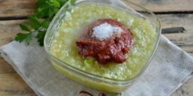 Рецепт аджики из кабачков с томатной пастой