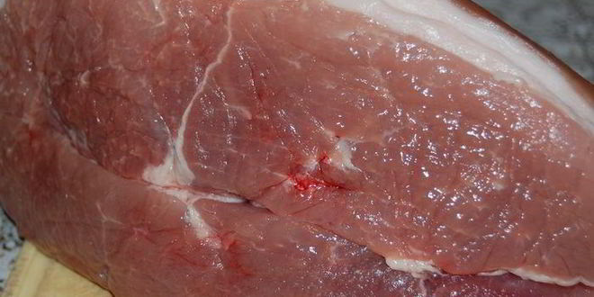 Рецепт свиного окорока варено-печеный в аджике