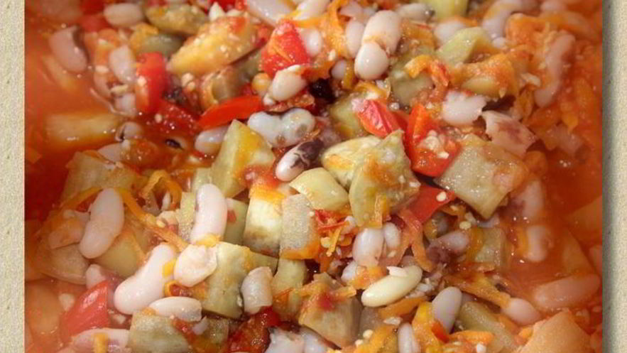 Рецепт баклажанов с фасолью