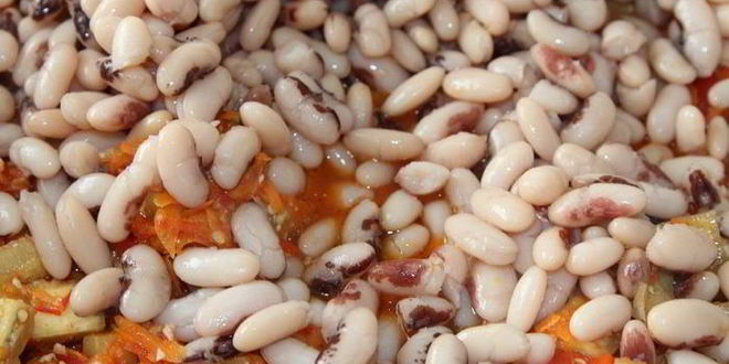 Рецепт баклажанов с фасолью