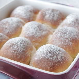 Рецепт Бухтелей с абрикосовым джемом