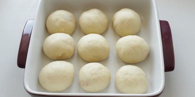 Рецепт бухтелей с абрикосовым джемом