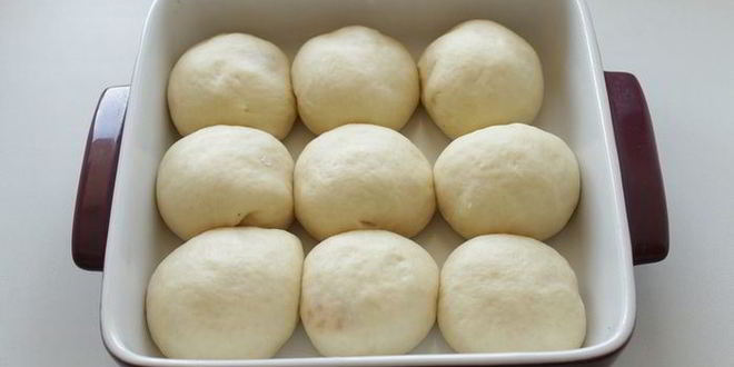 Рецепт бухтелей с абрикосовым джемом