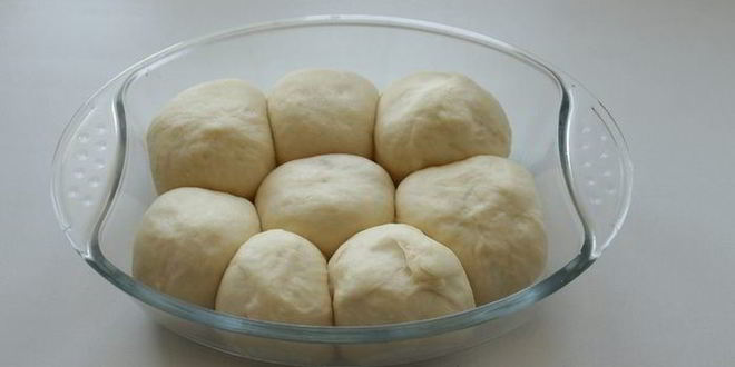 Рецепт бухтелей с абрикосовым джемом