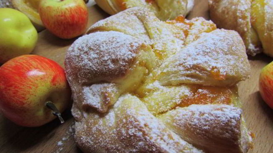 Рецепт булочек с абрикосовым джемом