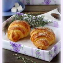 Рецепт Булочек слоеных с джемом и вареной сгущенкой