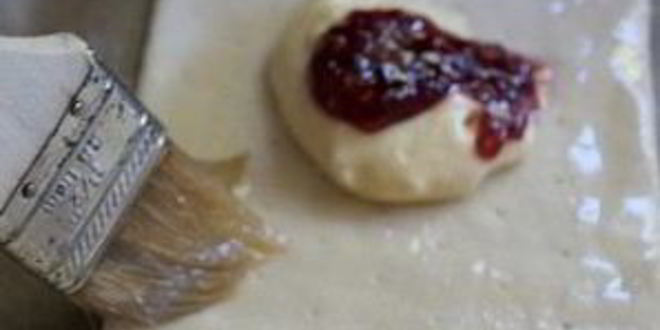 Рецепт датских булочек с марципаном и джемом