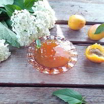 Рецепт Джема из абрикосов, персиков и базилика