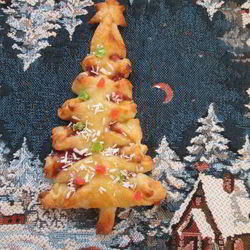 Рецепт Елочки с джемом из творожно-слоеного теста