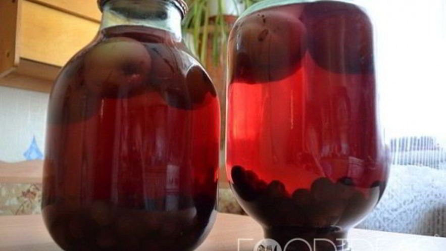 Рецепт компота из винограда с яблоками