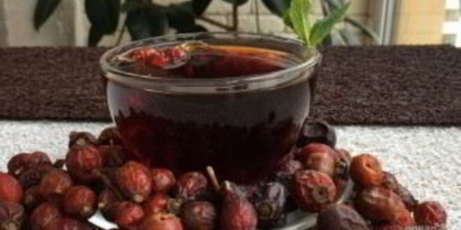 Рецепт очень вкусного компота из шиповника в мультиварке