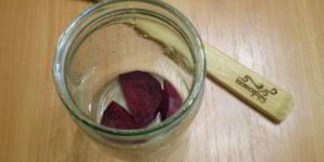 Рецепт маринованной капусты со свеклой и чесноком