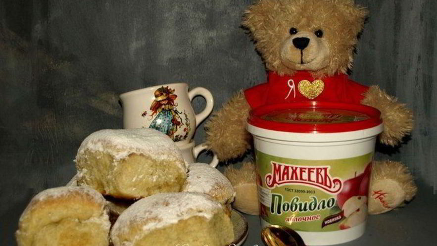 Рецепт булочек с яблочным повидлом
