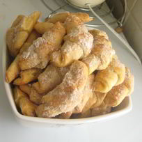 Рецепт Рулетиков из творожного теста с повидлом