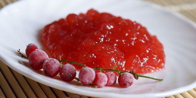 Рецепт яблочного повидла с красной смородиной