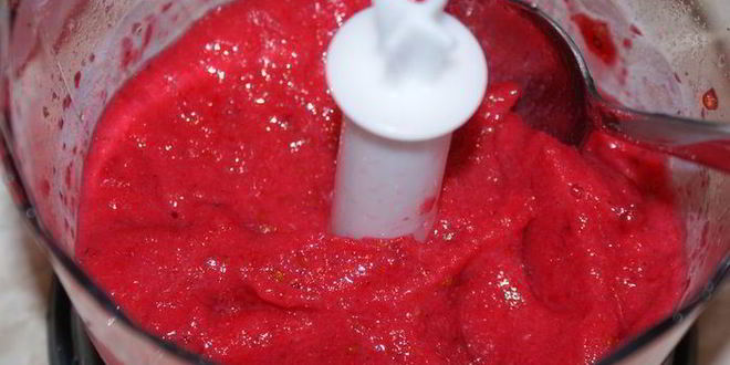 Рецепт яблочного повидла с красной смородиной