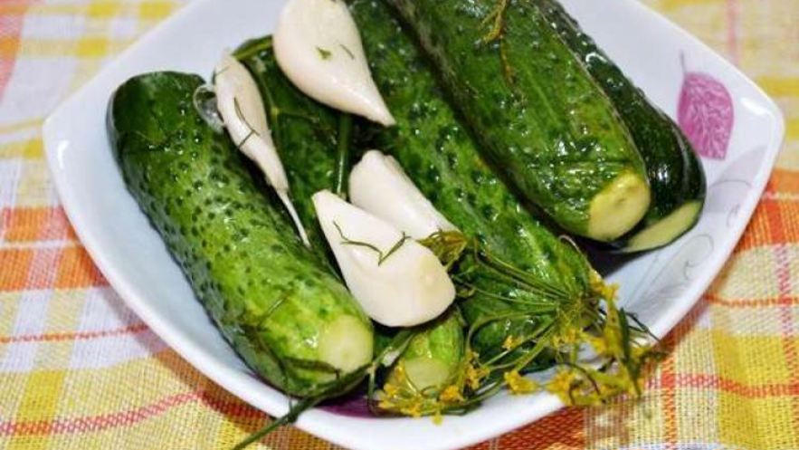 Рецепт малосольных хрустящих огурчиков