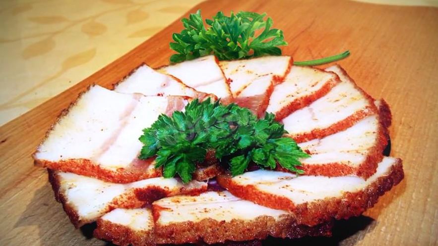 Рецепт сала в банке с чесноком в рассоле