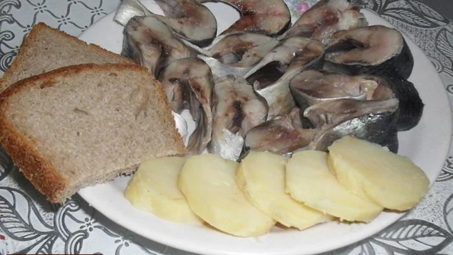 Рецепт слабосоленой селедки