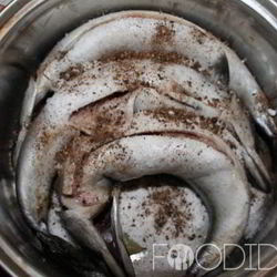 Рецепт Соленой скумбрии в рассоле