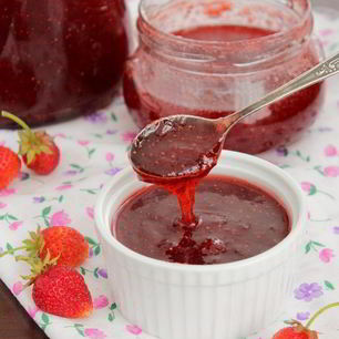 Рецепт Клубничного конфитюра с ванилью