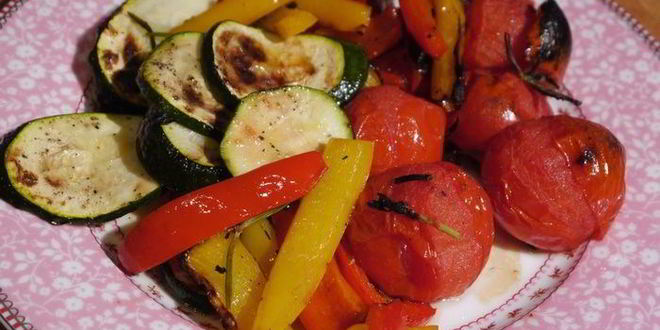 Рецепт запеченных овощей и хумус с вялеными помидорами