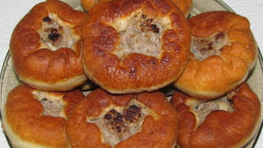Рецепт беляшей с мясом на сковороде