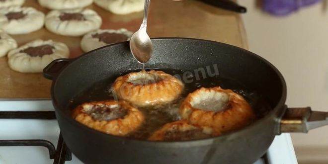Рецепт хрустящих беляшей с мясом на дрожжевом тесте