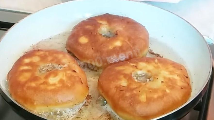 Рецепт сочных беляшей с мясом на кефире