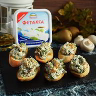 Рецепт Брускетты с грибами и грушей