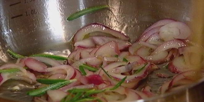 Рецепт брускетты с красной фасолью и сладким перцем