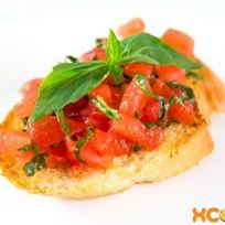 Рецепт Брускетты с помидорами и базиликом