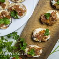 Рецепт Брускетты с помидорами и сыром