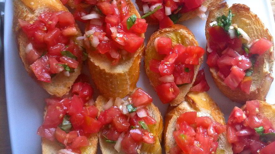 Рецепт тостов с брускеттой