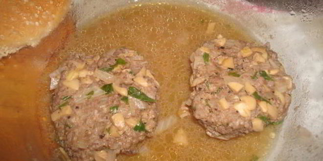 Рецепт гамбургера с грибами и белым вином