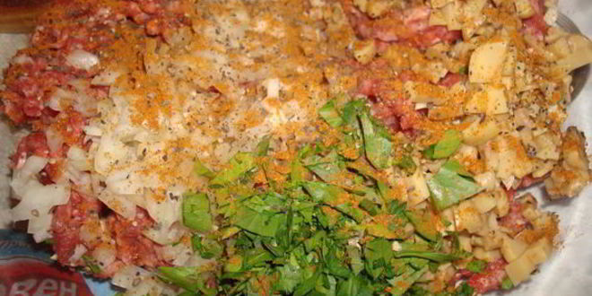 Рецепт гамбургера с грибами и белым вином